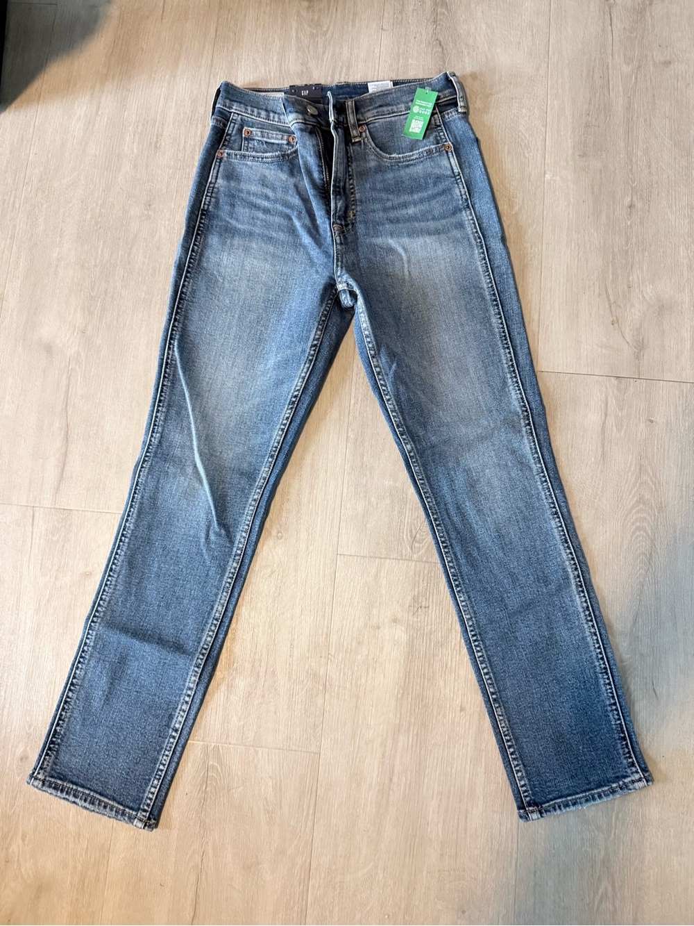 GAP Women's Skinny Jeans - Medium Blue Wash